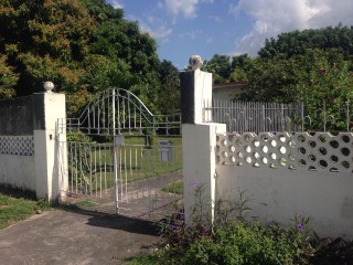 Ottawa Ave Mona, Kingston / St. Andrew, Jamaica - House for Sale